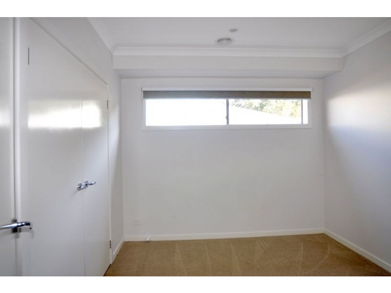 16 Correa Place, Inverloch VIC 3996