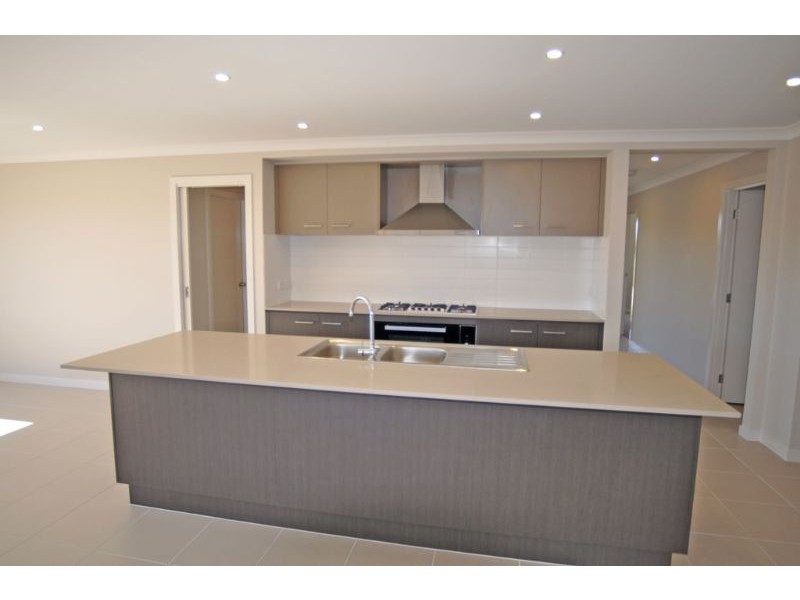 25 Hobson Place, Inverloch VIC 3996