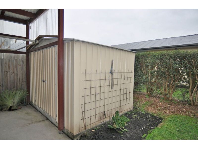 12 Sunny Sands Residential Village, Inverloch VIC 3996