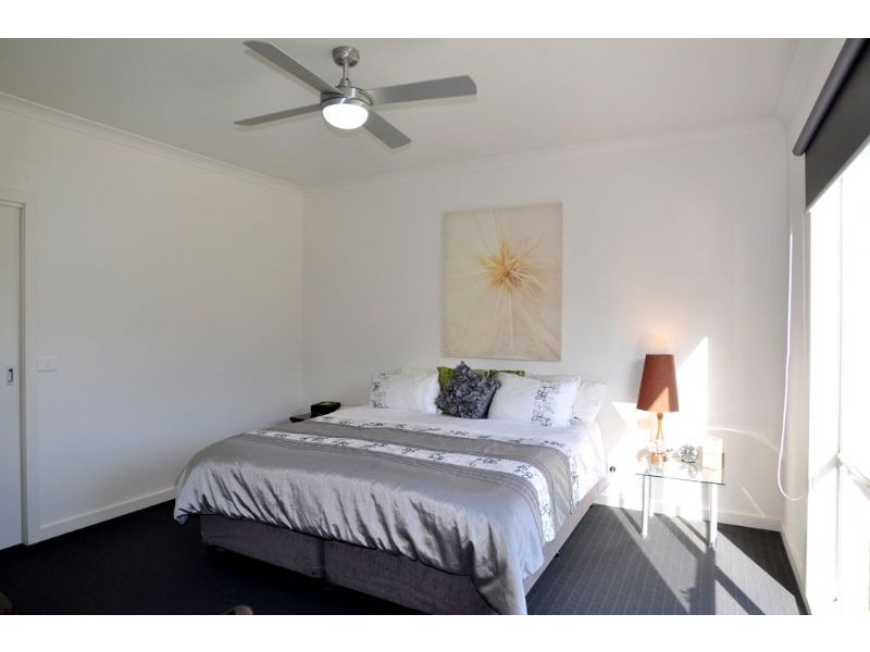 10 Echo Street, Venus Bay VIC 3956