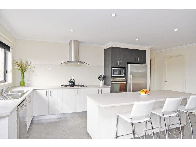 22 Heather Grove, Inverloch VIC 3996