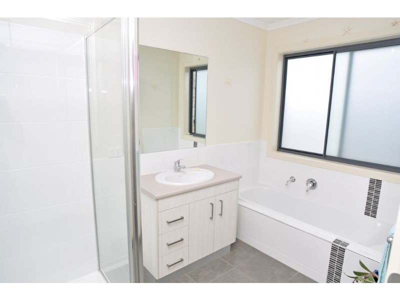 22 Heather Grove, Inverloch VIC 3996