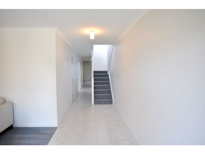 99 Bayview Avenue, Inverloch VIC 3996