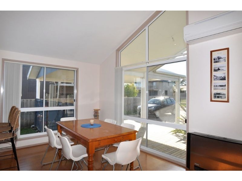 4 Cook Close, Inverloch VIC 3996