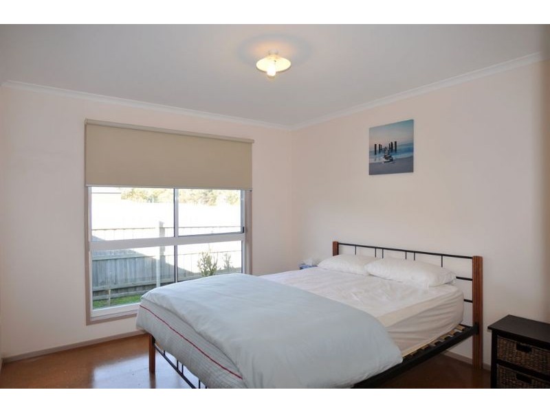 4 Cook Close, Inverloch VIC 3996