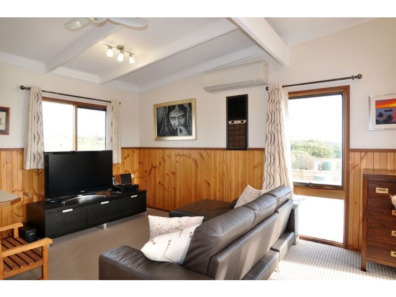 43 Canterbury Road, Venus Bay VIC 3956