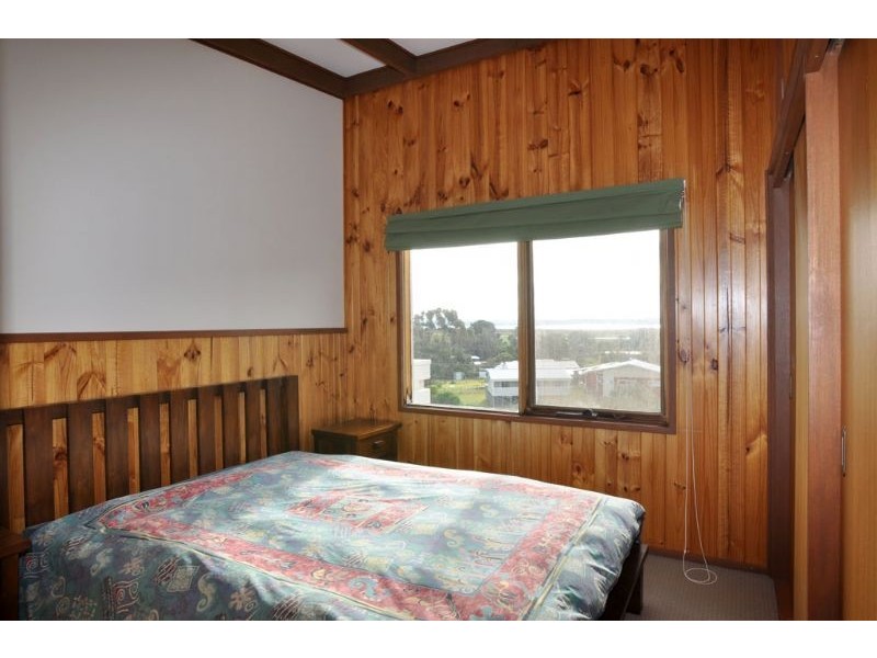 43 Canterbury Road, Venus Bay VIC 3956