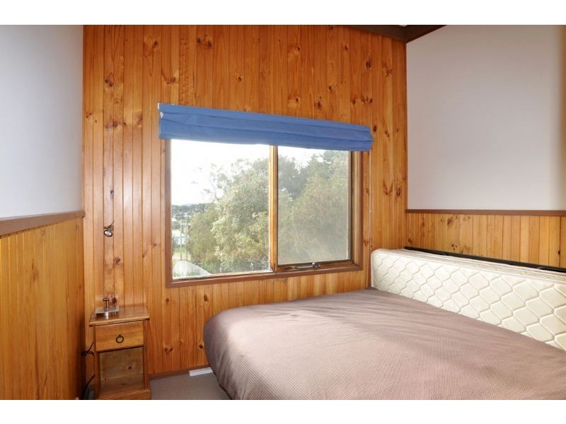 43 Canterbury Road, Venus Bay VIC 3956