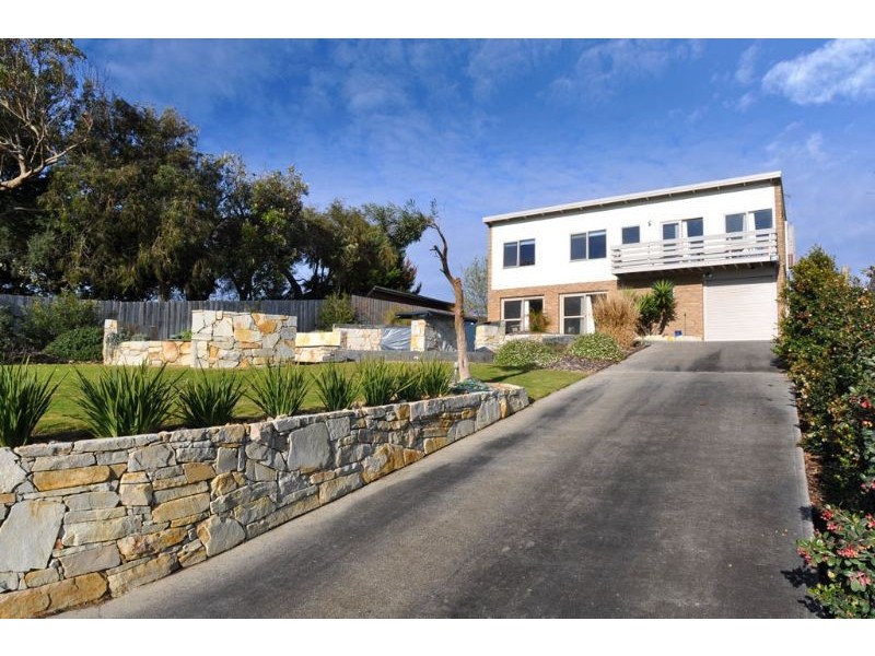 43 Canterbury Road, Venus Bay VIC 3956