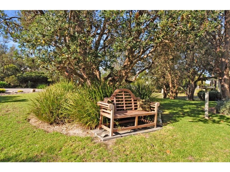 9-13 Rodney Avenue, Venus Bay VIC 3956