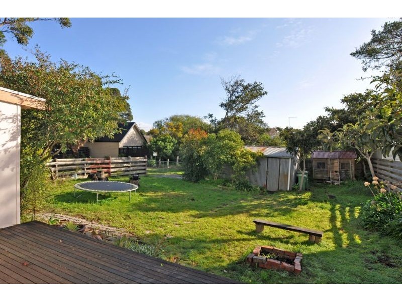 101 Lohr Avenue, Inverloch VIC 3996