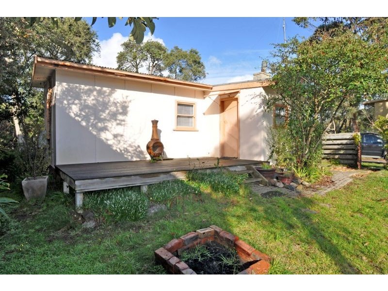 101 Lohr Avenue, Inverloch VIC 3996