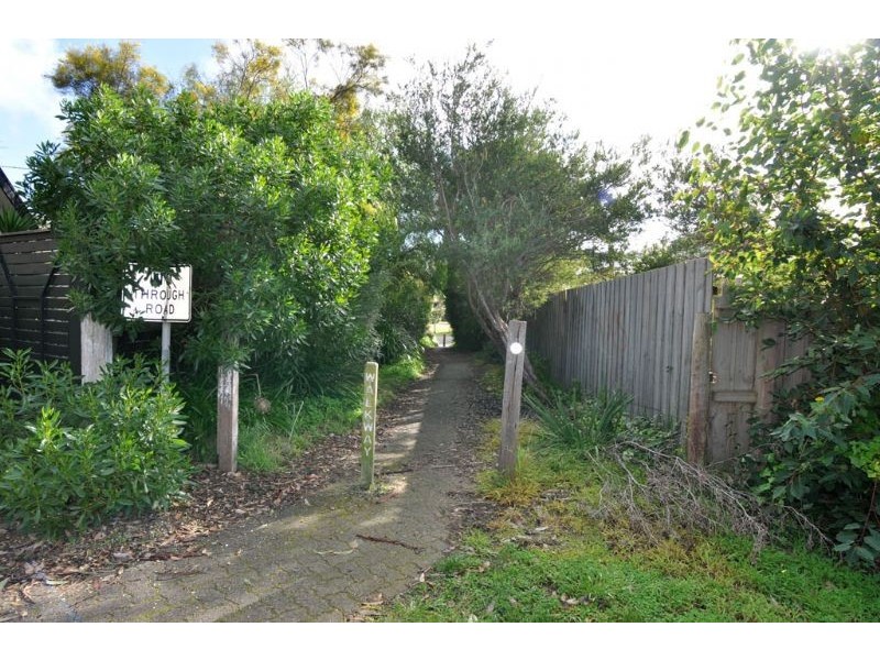 101 Lohr Avenue, Inverloch VIC 3996