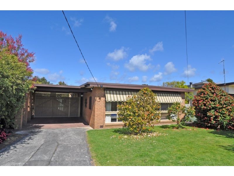 14 Kenneth Street, Inverloch VIC 3996