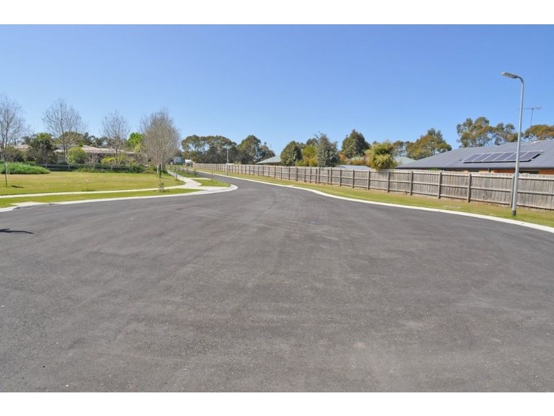 14 BUTCHER PLACE, Inverloch VIC 3996