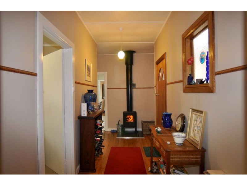 9 Williams Street, Inverloch VIC 3996