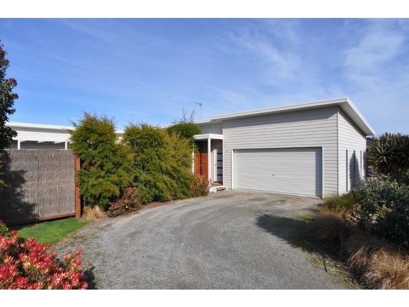 7 Diane Place, Inverloch VIC 3996