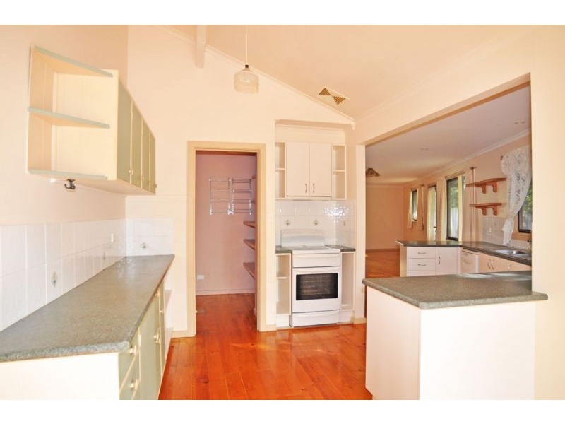 9 ANDERSON AVENUE, Inverloch VIC 3996