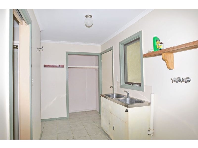 9 ANDERSON AVENUE, Inverloch VIC 3996