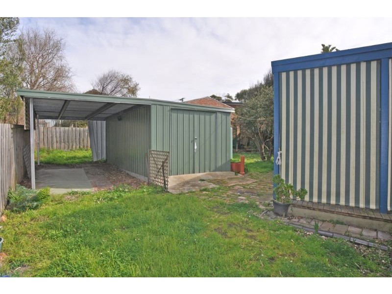 9 ANDERSON AVENUE, Inverloch VIC 3996