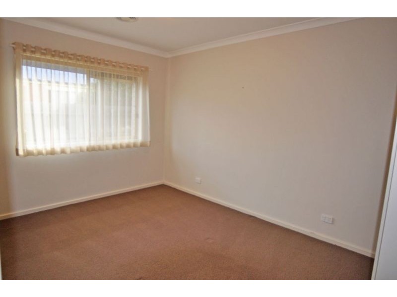 15 ROYAL PARADE, Inverloch VIC 3996