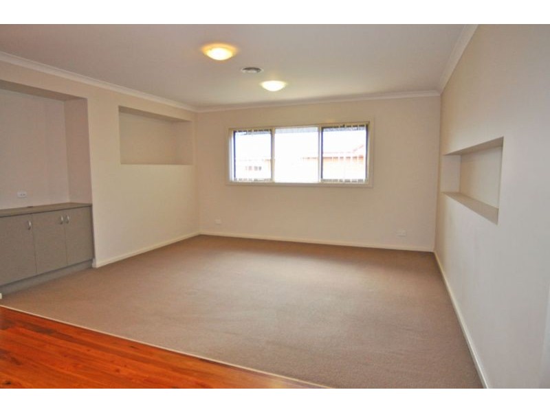 15 ROYAL PARADE, Inverloch VIC 3996