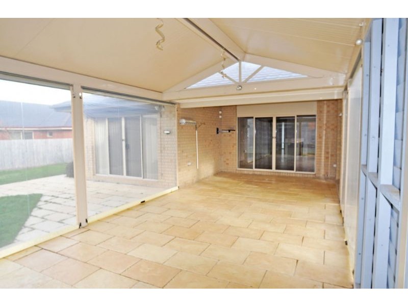15 ROYAL PARADE, Inverloch VIC 3996