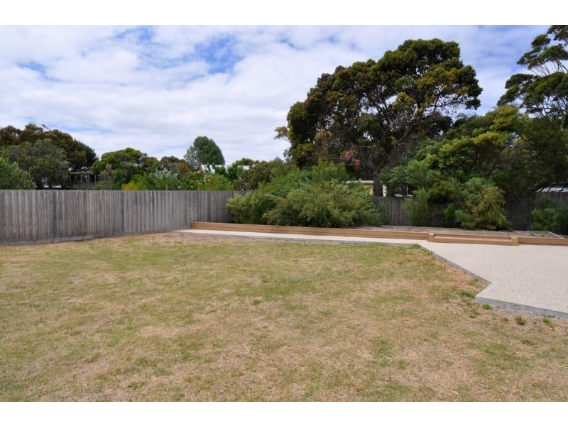21 Acacia Court, Inverloch VIC 3996