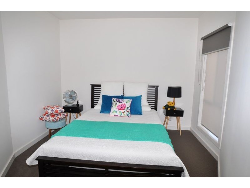 1/74 Williams St, Inverloch VIC 3996