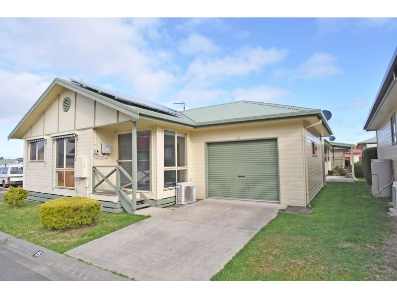 15 Julia Street, Inverloch VIC 3996