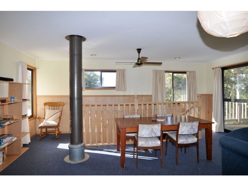 64 Seaview Drive, Walkerville VIC 3956