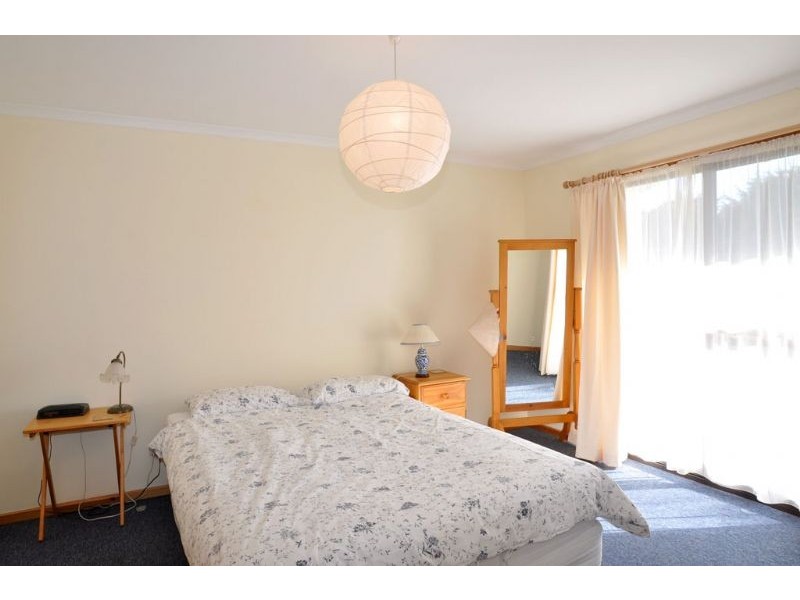 64 Seaview Drive, Walkerville VIC 3956
