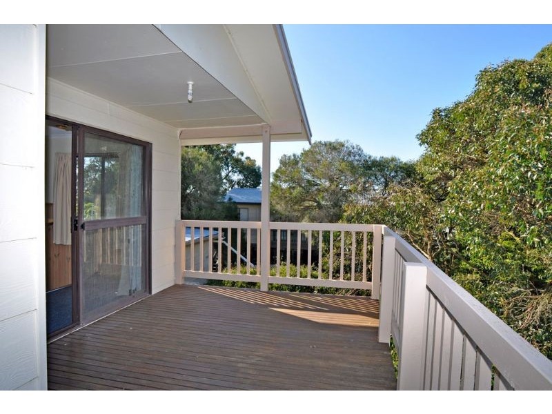 64 Seaview Drive, Walkerville VIC 3956