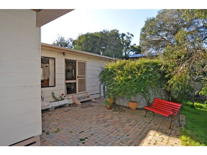64 Seaview Drive, Walkerville VIC 3956