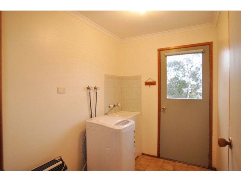 65 Sandy Mount Avenue, Inverloch VIC 3996