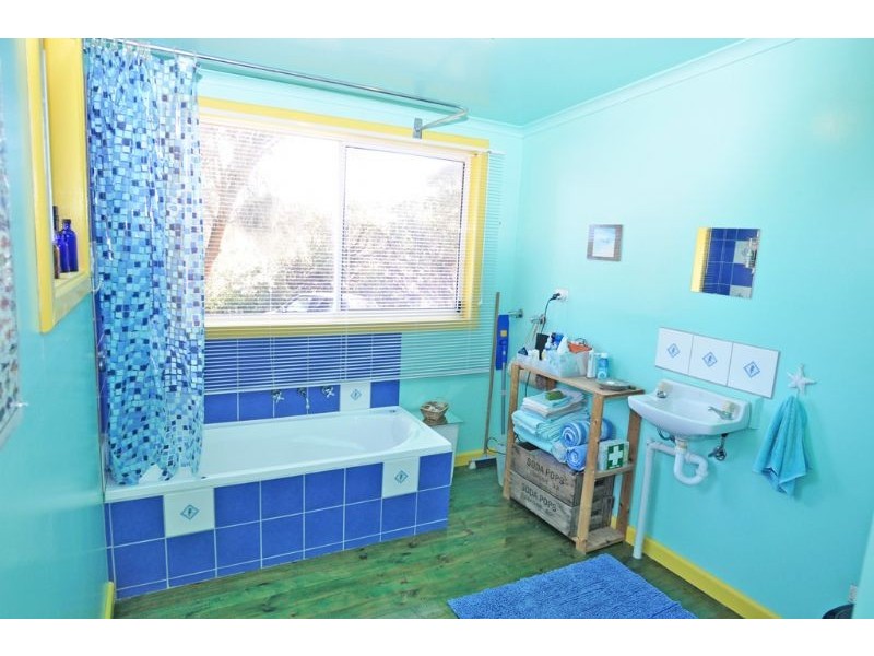 9 RITA COURT, Venus Bay VIC 3956