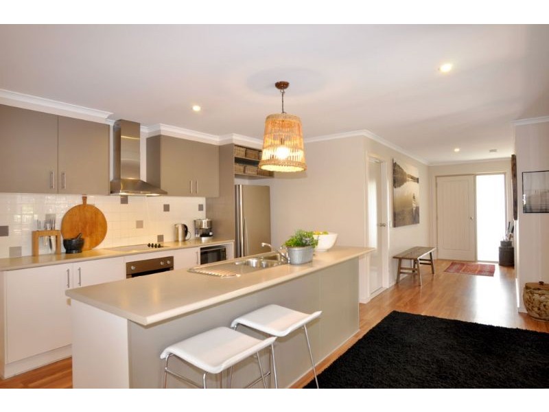 22 Surrey Place, Inverloch VIC 3996