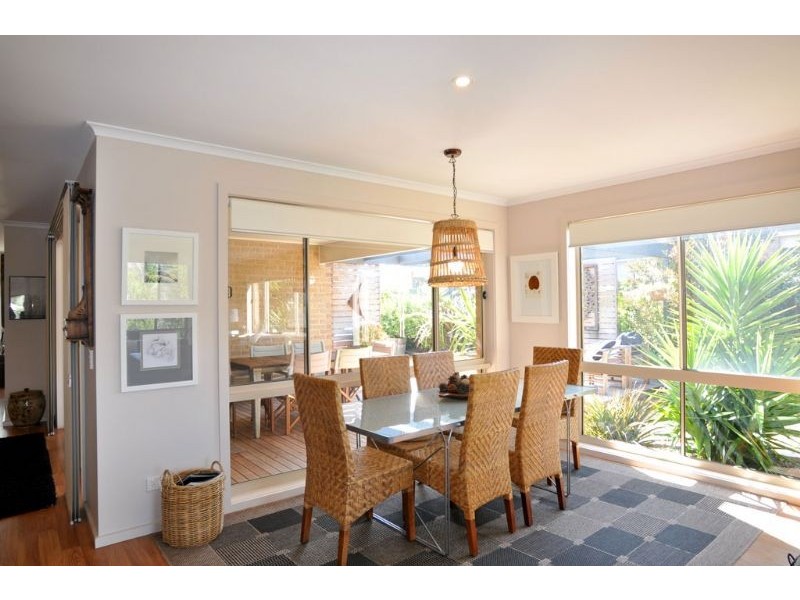 22 Surrey Place, Inverloch VIC 3996