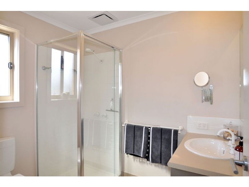 22 Surrey Place, Inverloch VIC 3996