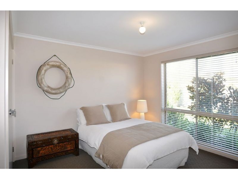 22 Surrey Place, Inverloch VIC 3996