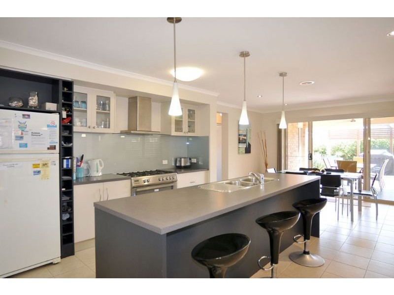 21 Endeavour Place, Inverloch VIC 3996