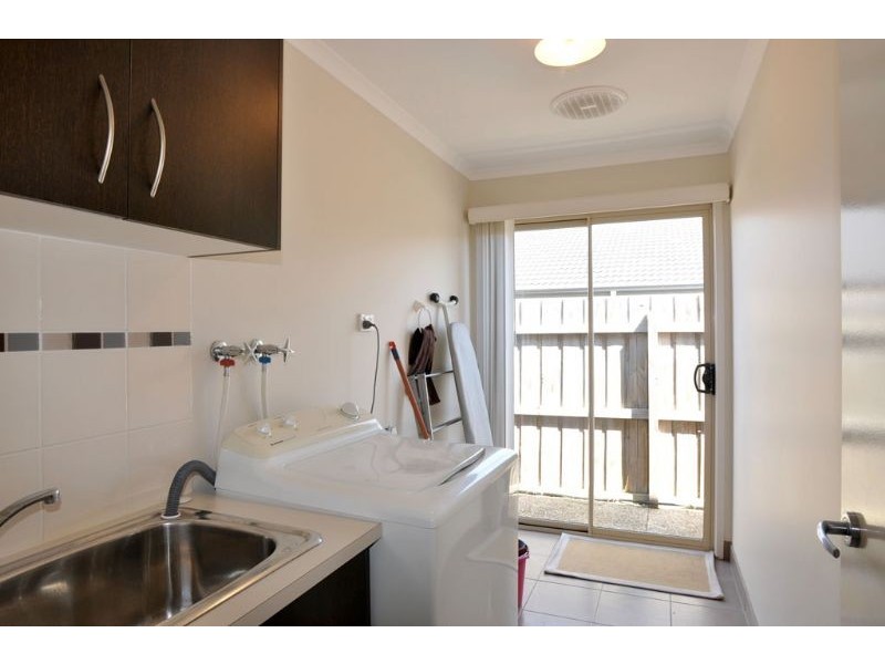 21 Endeavour Place, Inverloch VIC 3996
