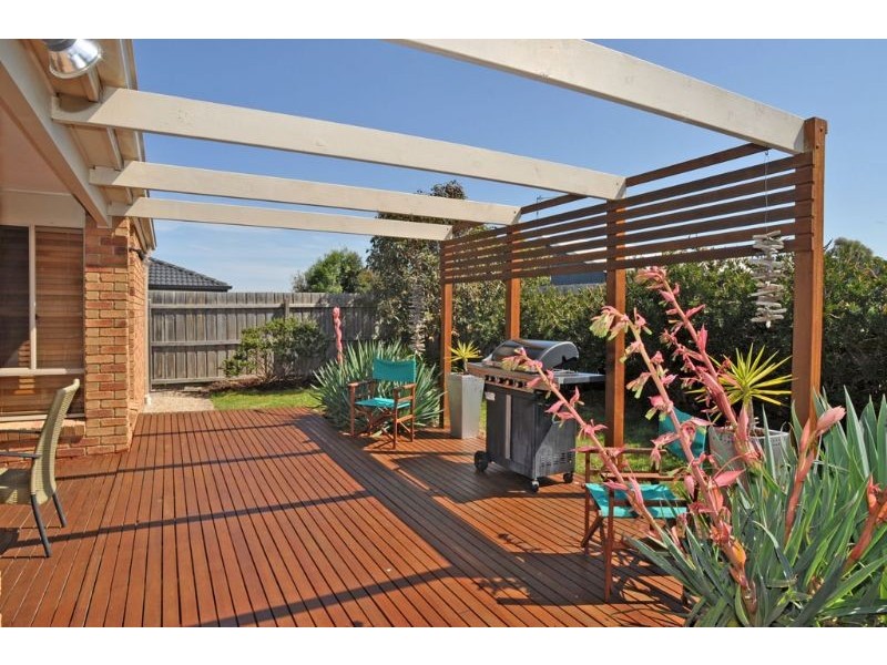 21 Endeavour Place, Inverloch VIC 3996