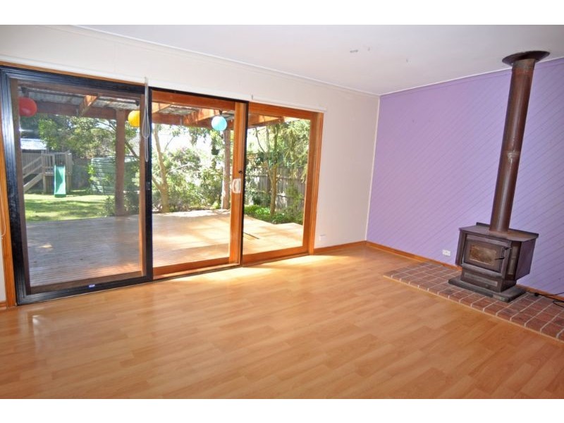 32 FREDA STREET, Inverloch VIC 3996