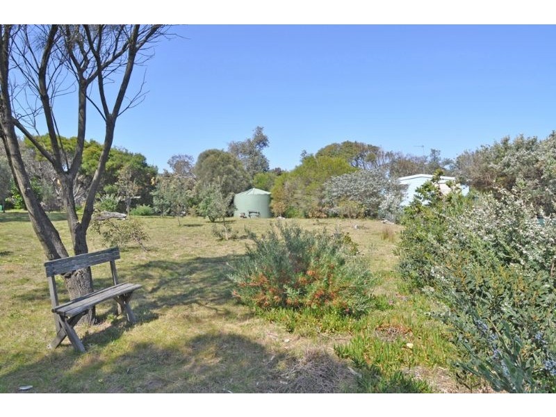 10 RITA COURT, Venus Bay VIC 3956