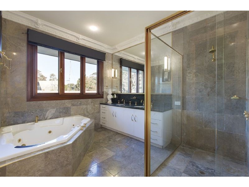 1/12-14 Halford Street, Inverloch VIC 3996