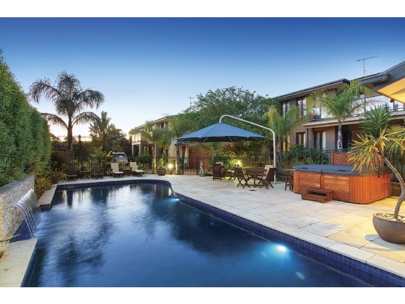 1/12-14 Halford Street, Inverloch VIC 3996