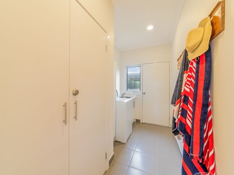 5 Regatta Place, Inverloch VIC 3996