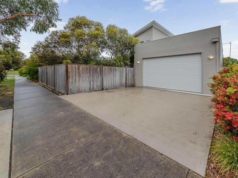 5 Regatta Place, Inverloch VIC 3996