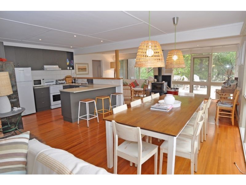 154 Surf Parade, Inverloch VIC 3996